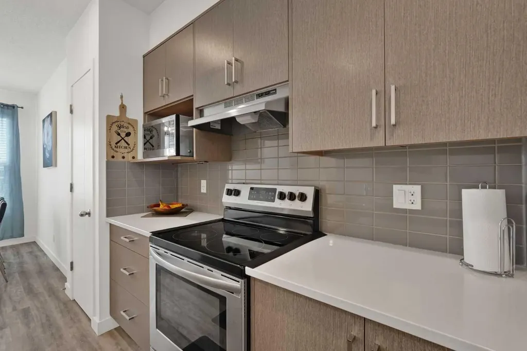 71 Savanna Park NE Calgary AB T3J0Y8