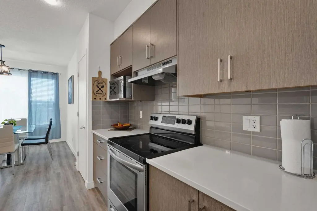 71 Savanna Park NE Calgary AB T3J0Y8