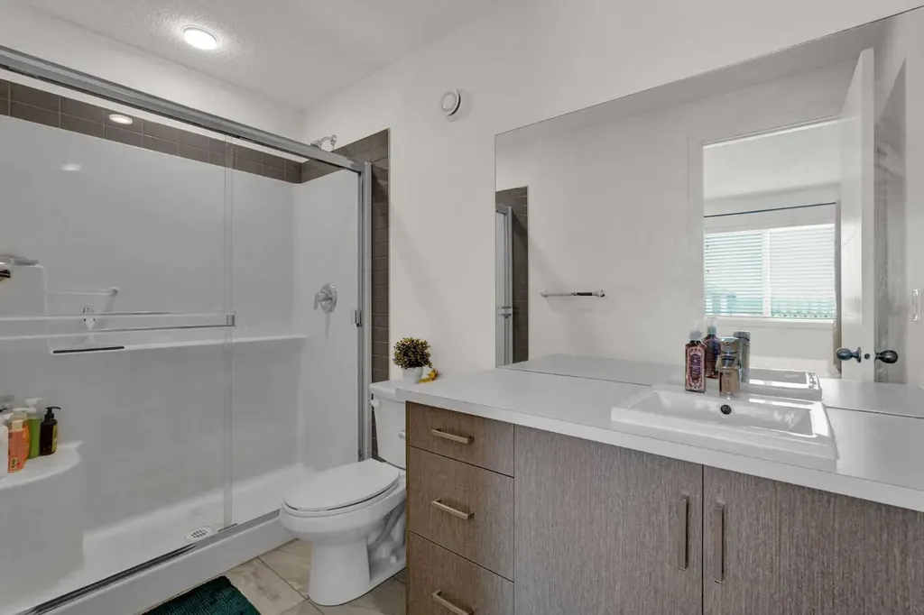 71 Savanna Park NE Calgary AB T3J0Y8