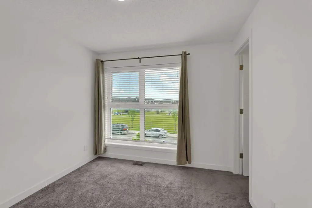 71 Savanna Park NE Calgary AB T3J0Y8
