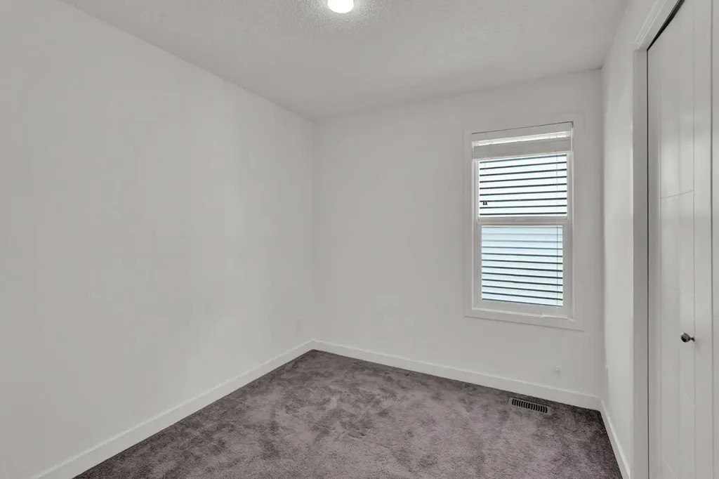 71 Savanna Park NE Calgary AB T3J0Y8