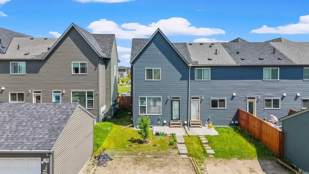 71 Savanna Park NE Calgary AB T3J0Y8