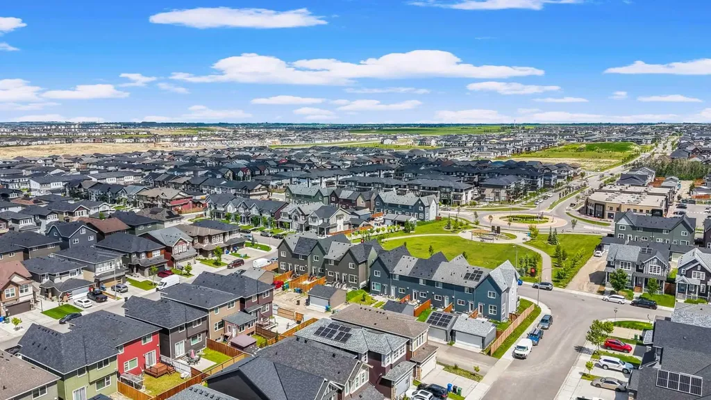 71 Savanna Park NE Calgary AB T3J0Y8
