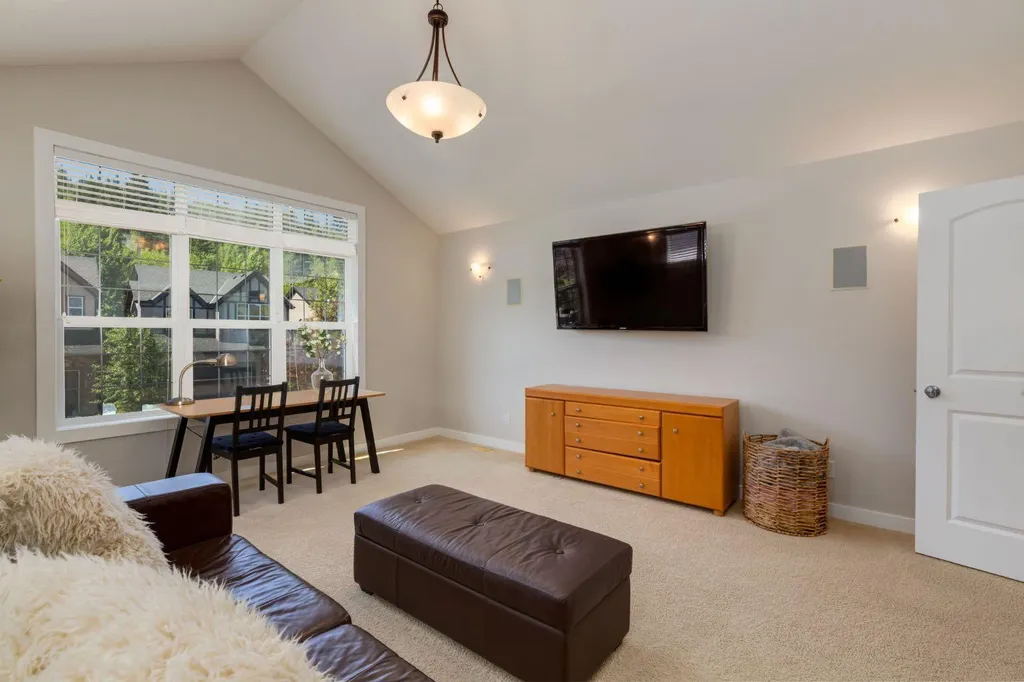 52 Valley Woods Way NW Calgary AB t3B6A5