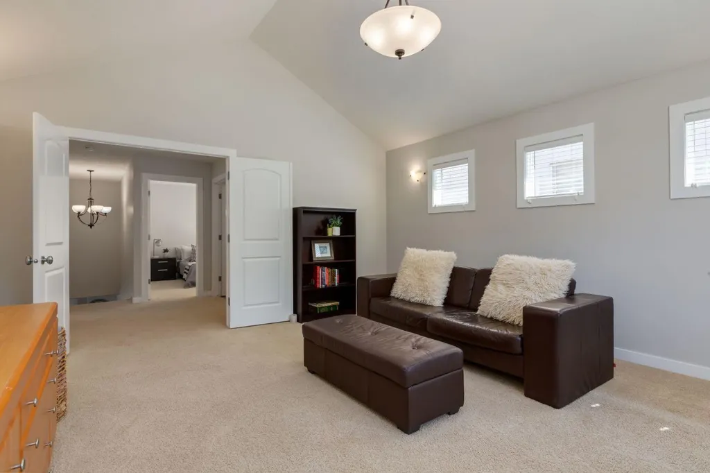 52 Valley Woods Way NW Calgary AB t3B6A5