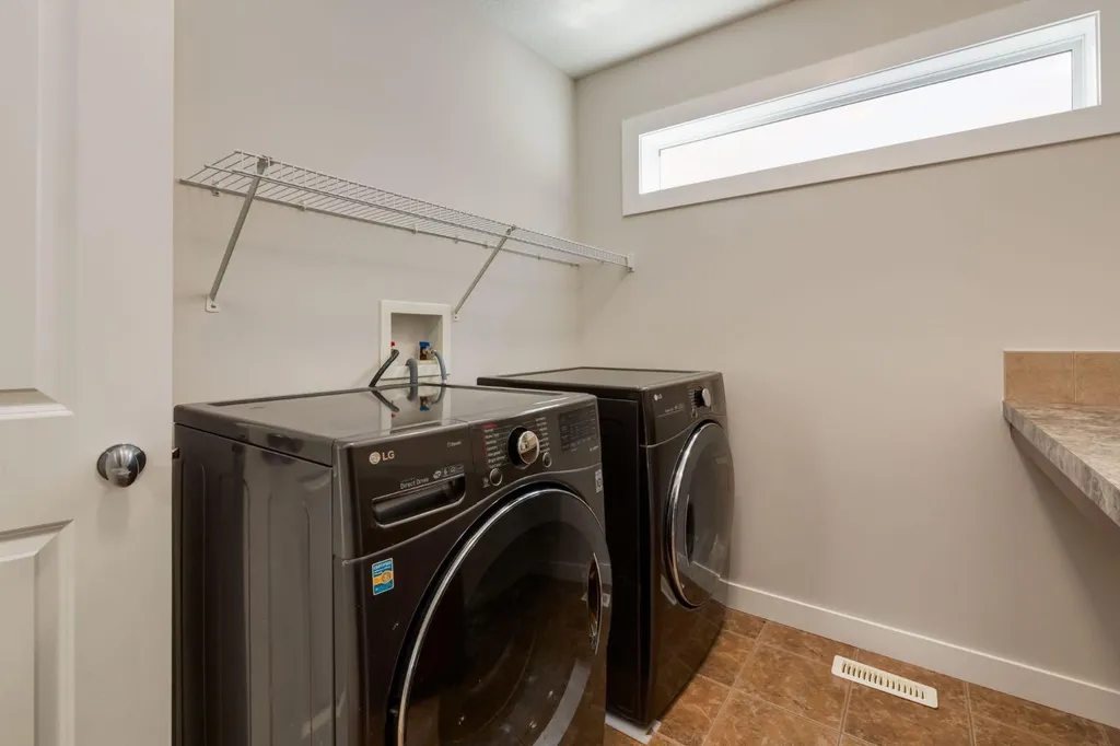 52 Valley Woods Way NW Calgary AB t3B6A5