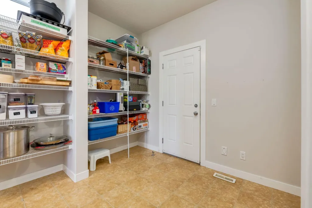 52 Valley Woods Way NW Calgary AB t3B6A5