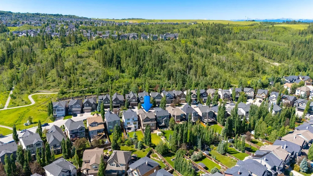 52 Valley Woods Way NW Calgary AB t3B6A5