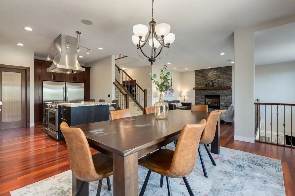 52 Valley Woods Way NW Calgary AB t3B6A5