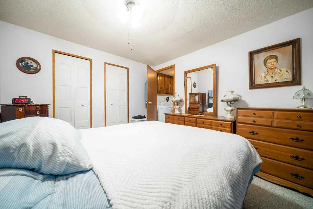 2391 Gardner Place SE Medicine Hat AB T1B 1A4
