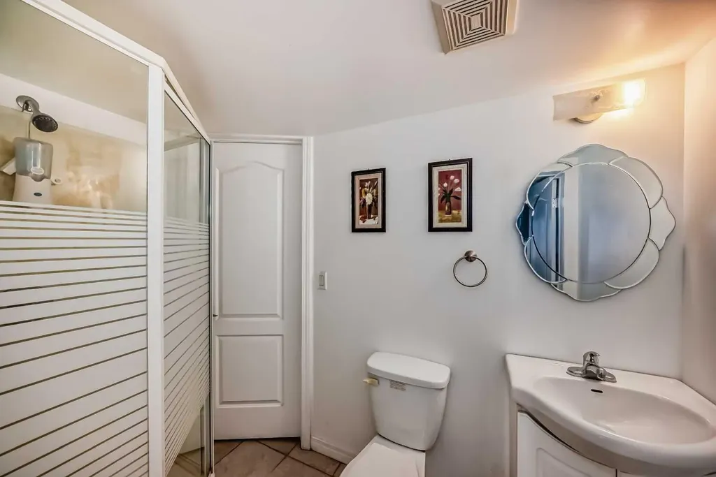 183 Christie Park Hill SW Calgary AB T3H 2V5