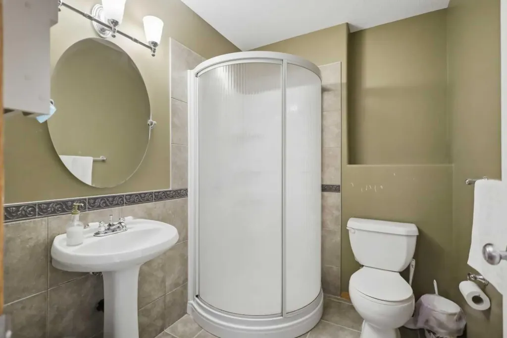 277 Deschner Close Red Deer AB T4R 3C2