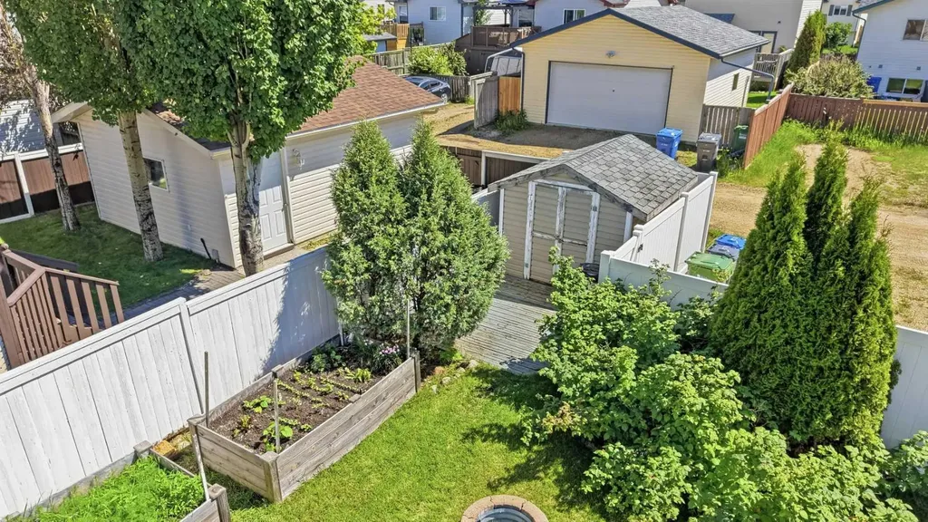 277 Deschner Close Red Deer AB T4R 3C2