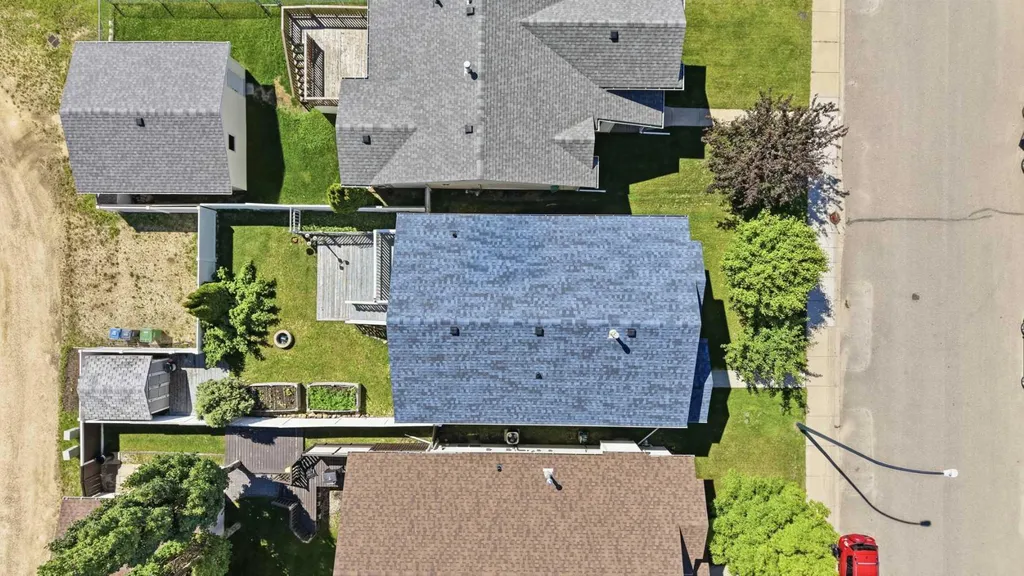 277 Deschner Close Red Deer AB T4R 3C2