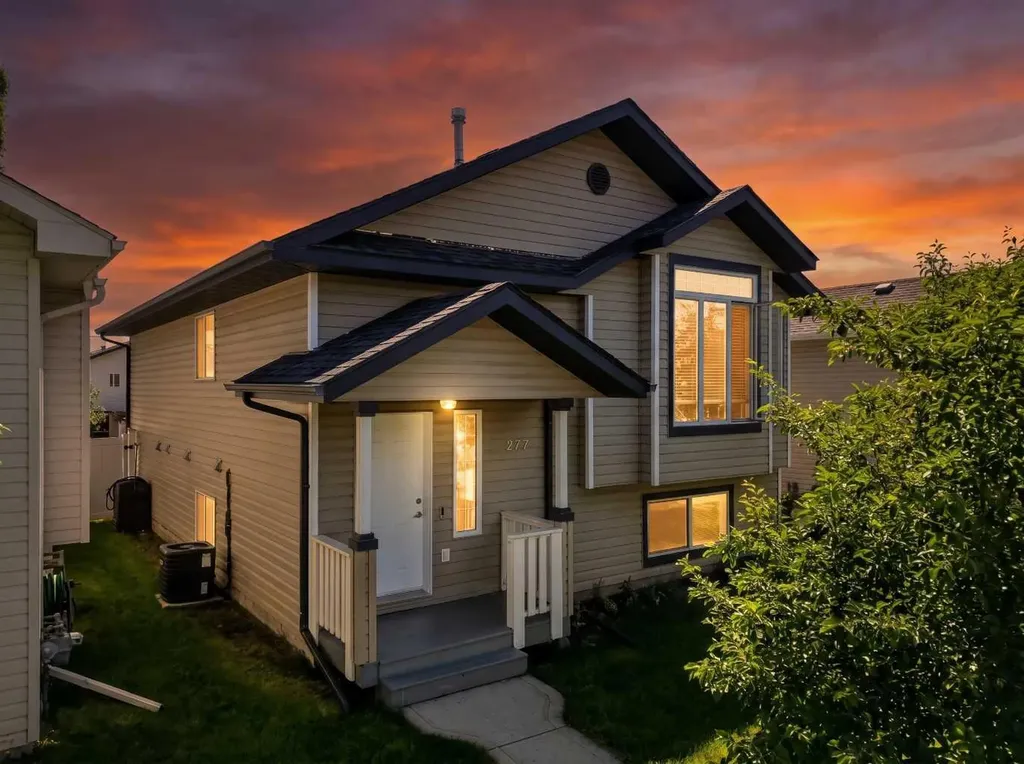 277 Deschner Close Red Deer AB T4R 3C2