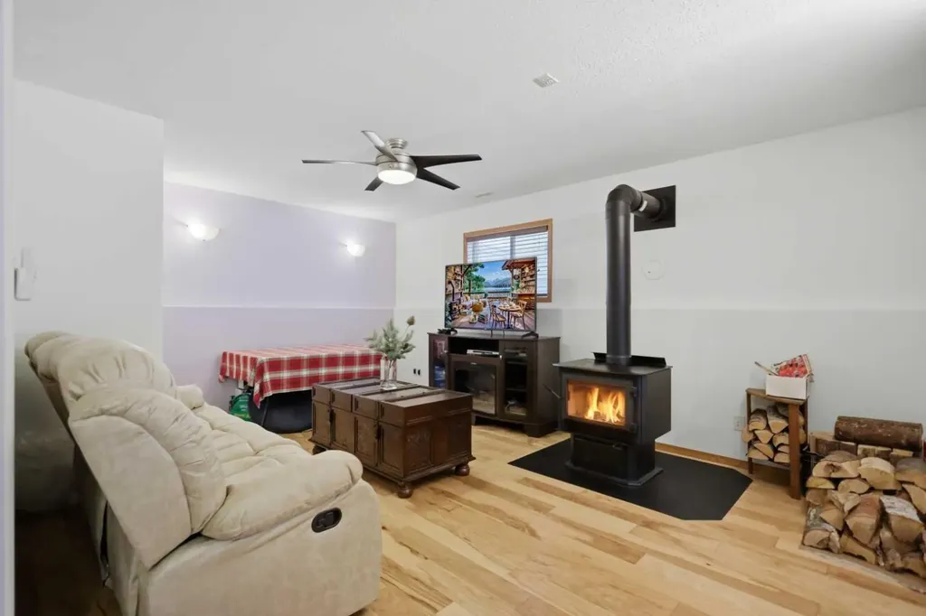 277 Deschner Close Red Deer AB T4R 3C2
