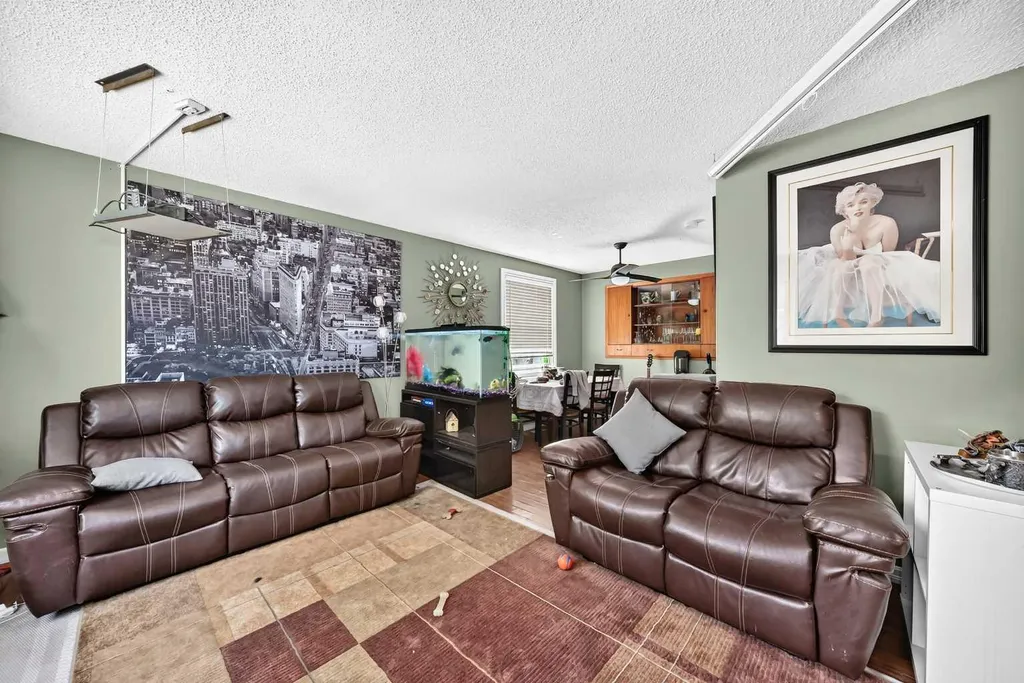 23 Spruce Crescent St. Albert AB T8N 0H4