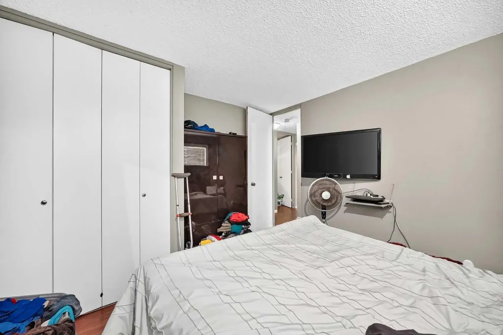 23 Spruce Crescent St. Albert AB T8N 0H4