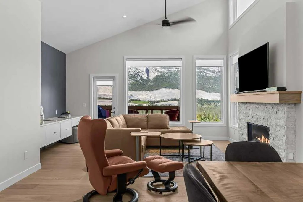 209 Stewart Creek Rise Canmore AB T1W0N9