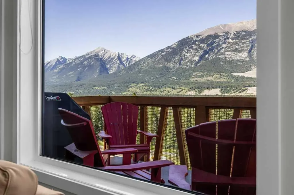 209 Stewart Creek Rise Canmore AB T1W0N9