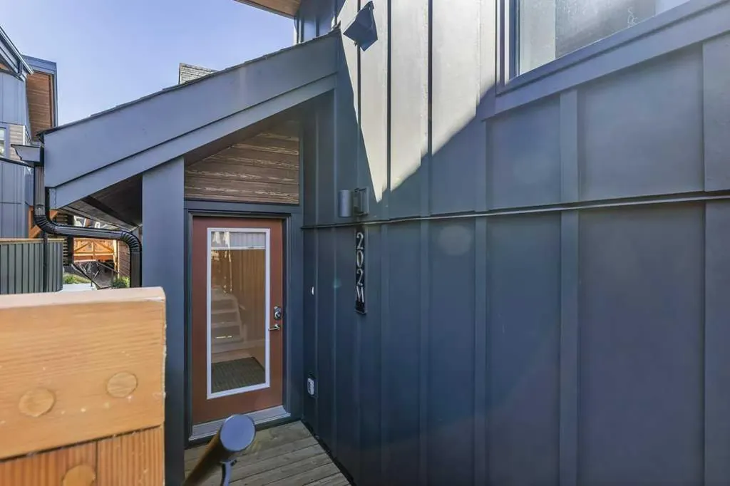 209 Stewart Creek Rise Canmore AB T1W0N9
