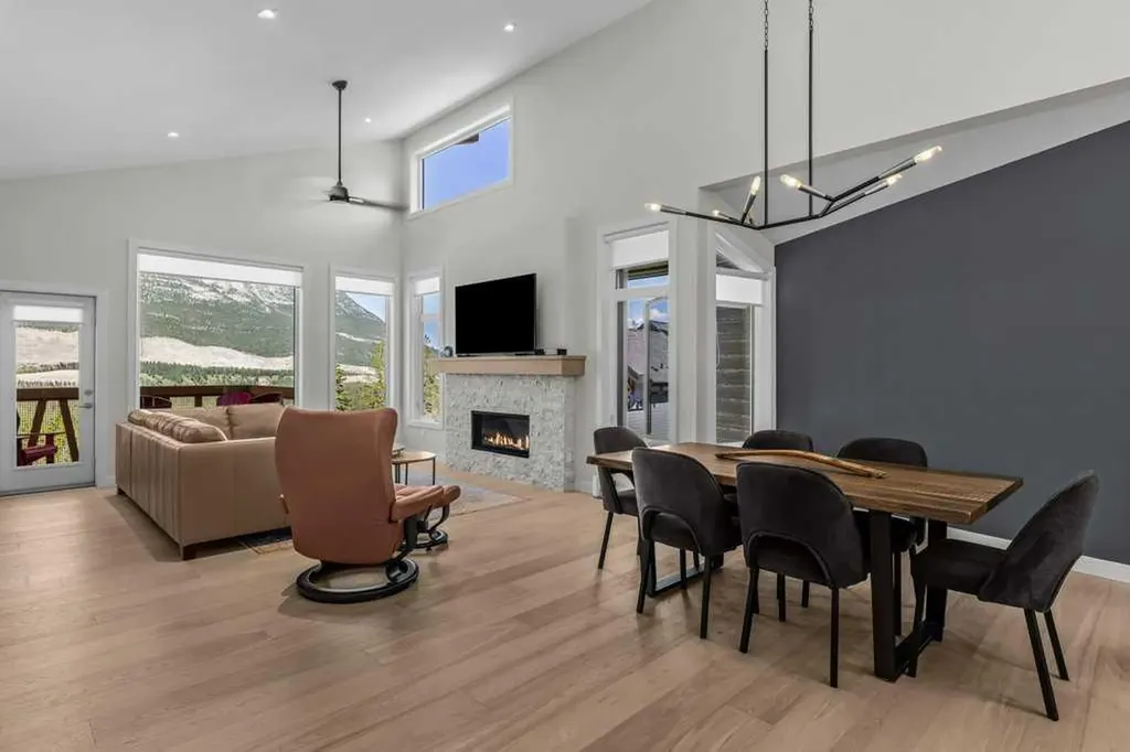 209 Stewart Creek Rise Canmore AB T1W0N9