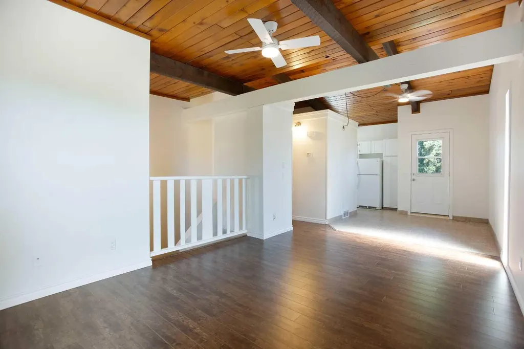 2634 Oakmoor Drive SW Calgary AB T2V 4E7
