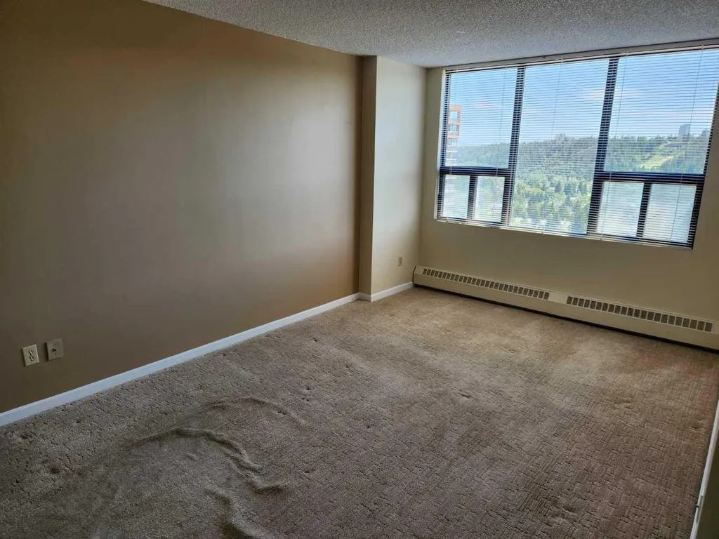 80 Point Mckay Crescent NW Calgary AB T3B 4W4