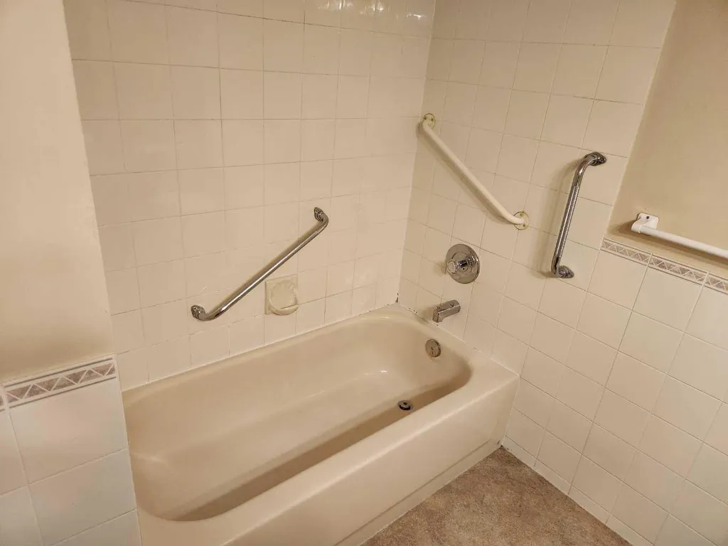 80 Point Mckay Crescent NW Calgary AB T3B 4W4