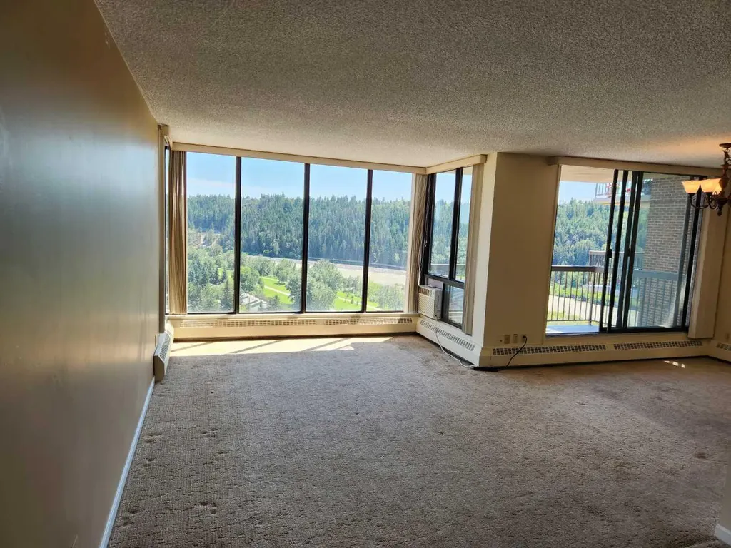 80 Point Mckay Crescent NW Calgary AB T3B 4W4