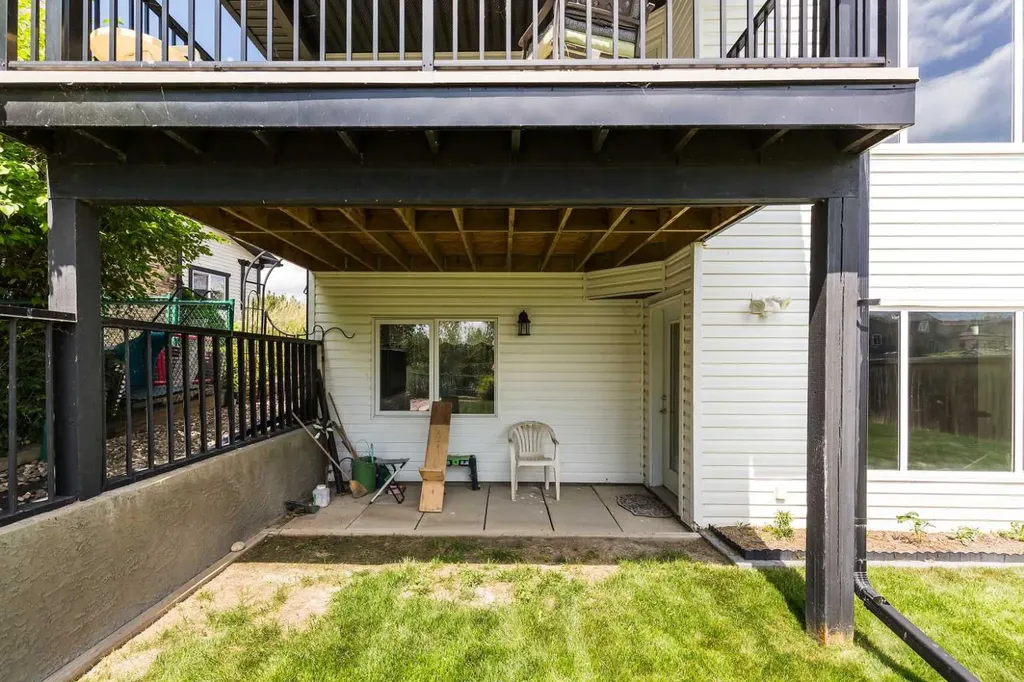 334 Mt Sunburst Way W Lethbridge AB T1K 3J9