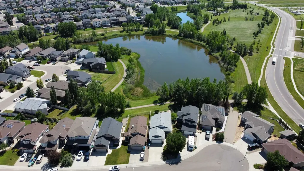 334 Mt Sunburst Way W Lethbridge AB T1K 3J9