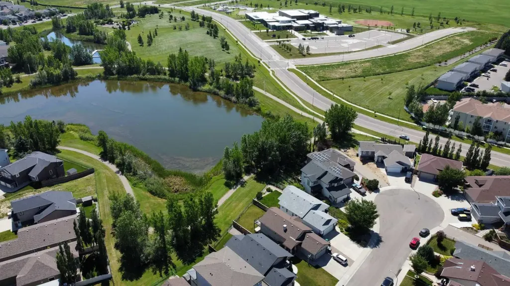334 Mt Sunburst Way W Lethbridge AB T1K 3J9