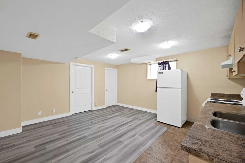 65 Taralake Terrace NE Calgary AB T3J 0A4