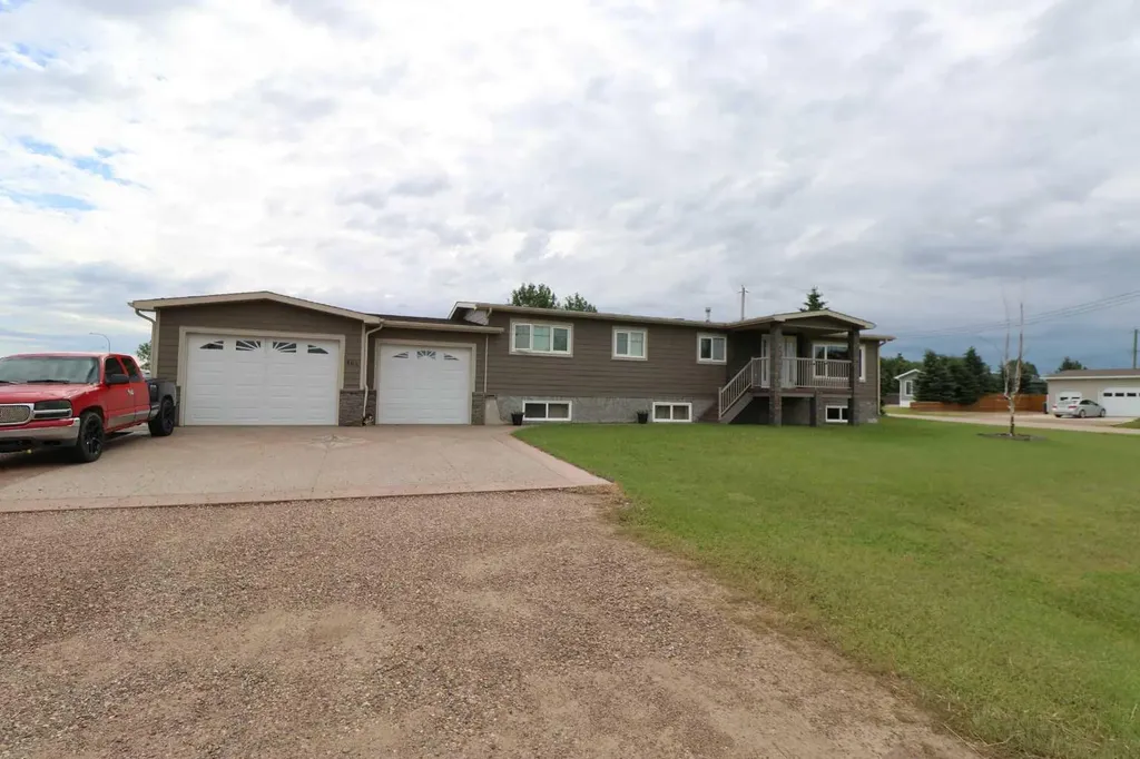805 2nd Street Grassy Lake AB T0K 0Z0