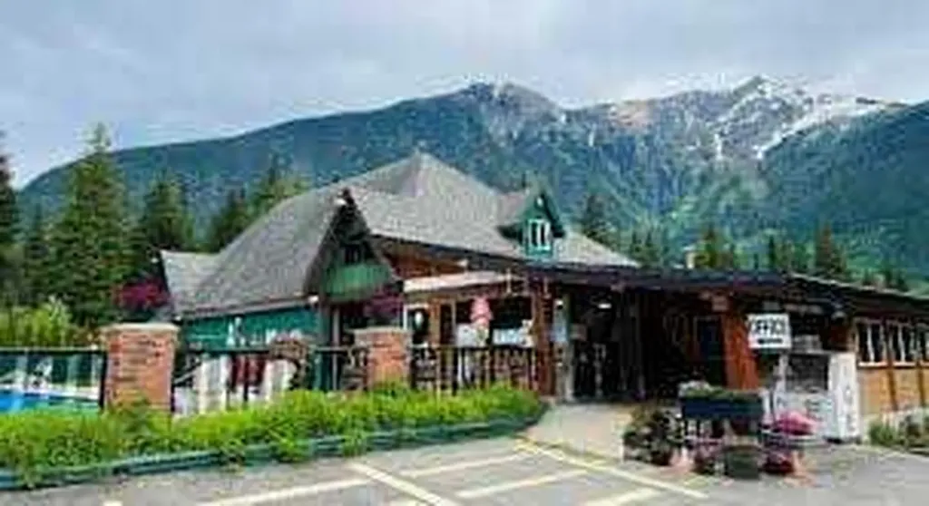 7050 Trans-canada Highway Out Of Province_alberta BC V0E 2S0