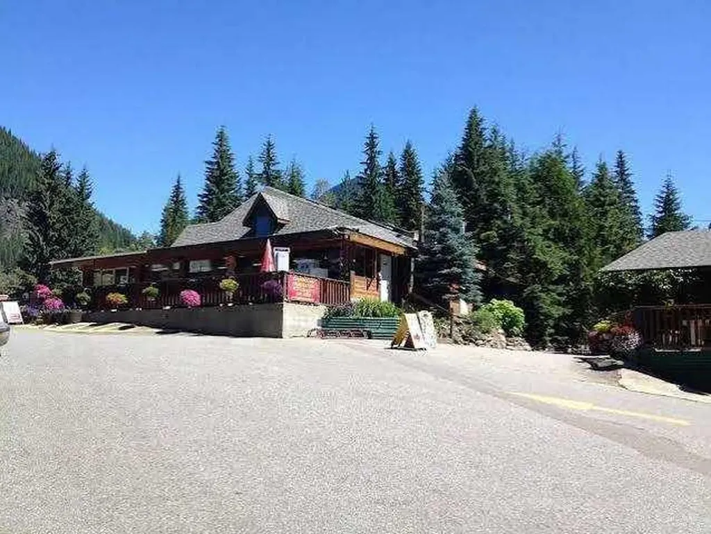 7050 Trans-canada Highway Out Of Province_alberta BC V0E 2S0