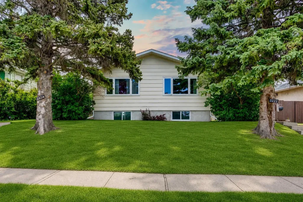 3224 14 Street NW Calgary AB T2K 1H8