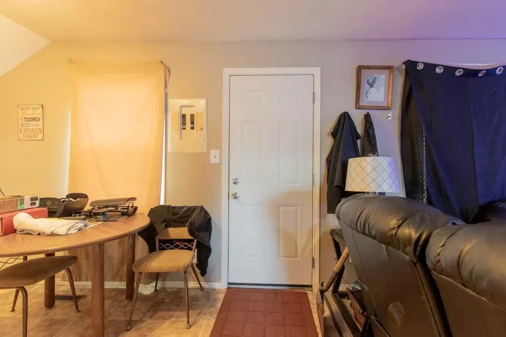 1312 4 Avenue N Lethbridge AB T1H 0L2