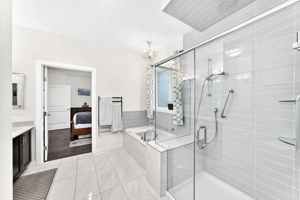 123 Nolancrest Circle NW Calgary AB T3R 0T6