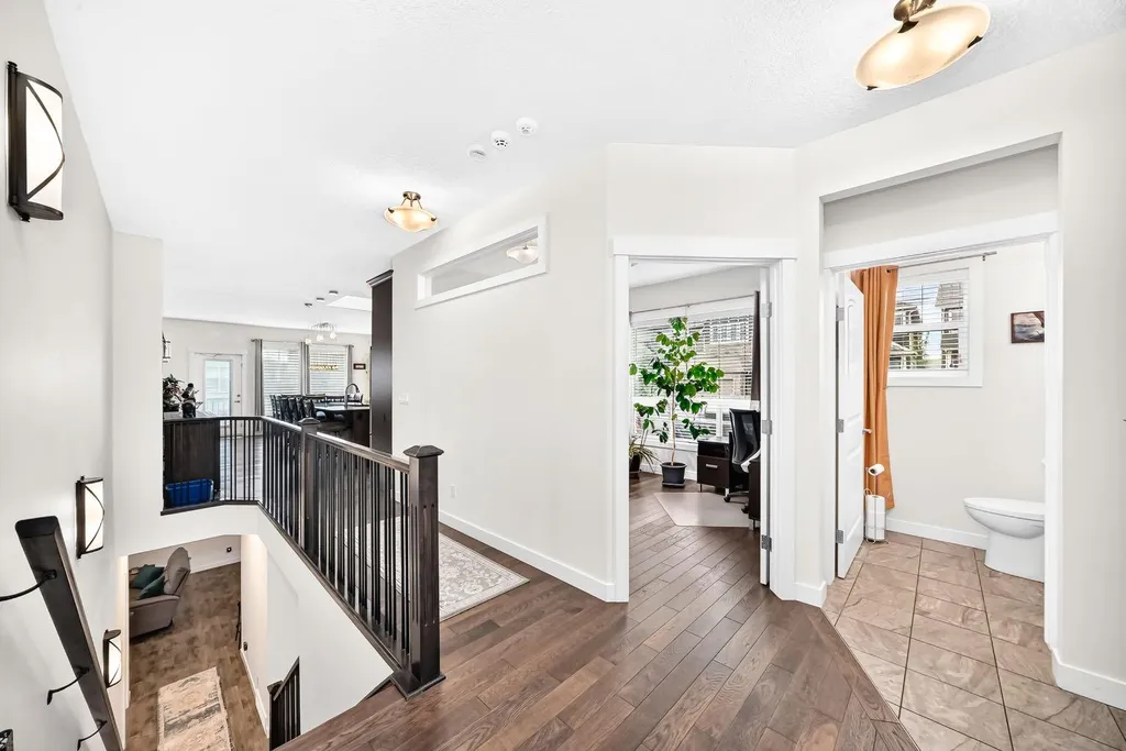 123 Nolancrest Circle NW Calgary AB T3R 0T6