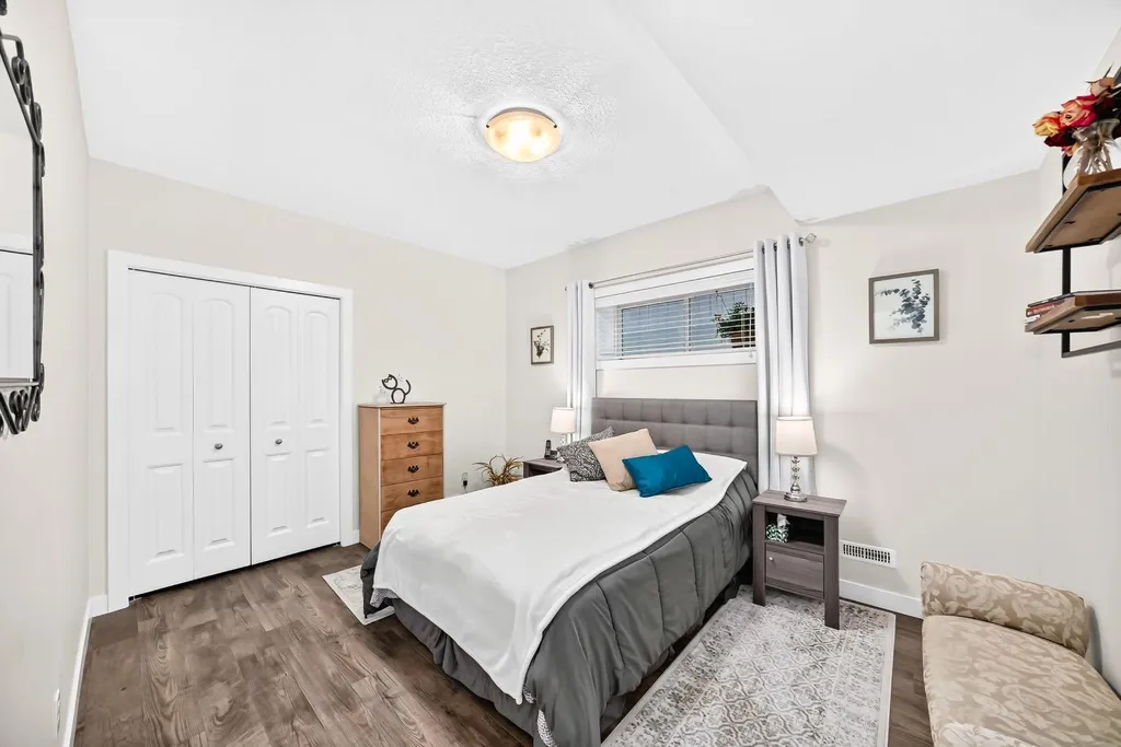 123 Nolancrest Circle NW Calgary AB T3R 0T6