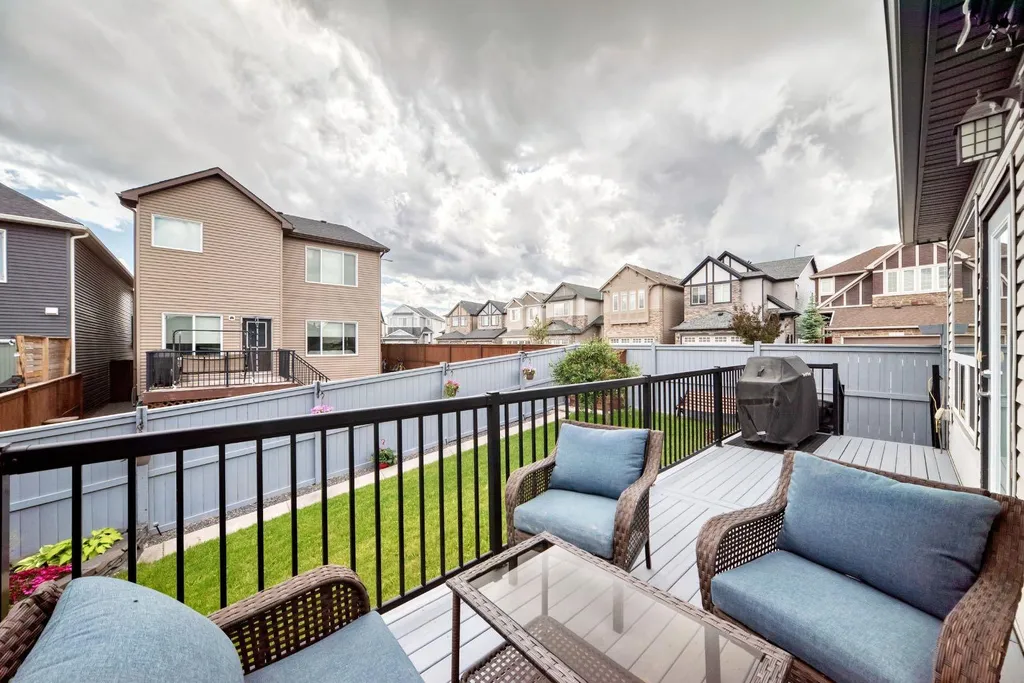 123 Nolancrest Circle NW Calgary AB T3R 0T6