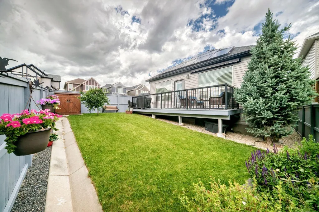 123 Nolancrest Circle NW Calgary AB T3R 0T6
