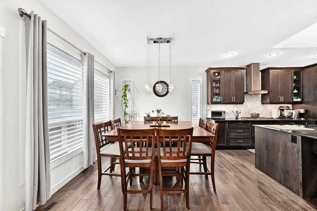123 Nolancrest Circle NW Calgary AB T3R 0T6