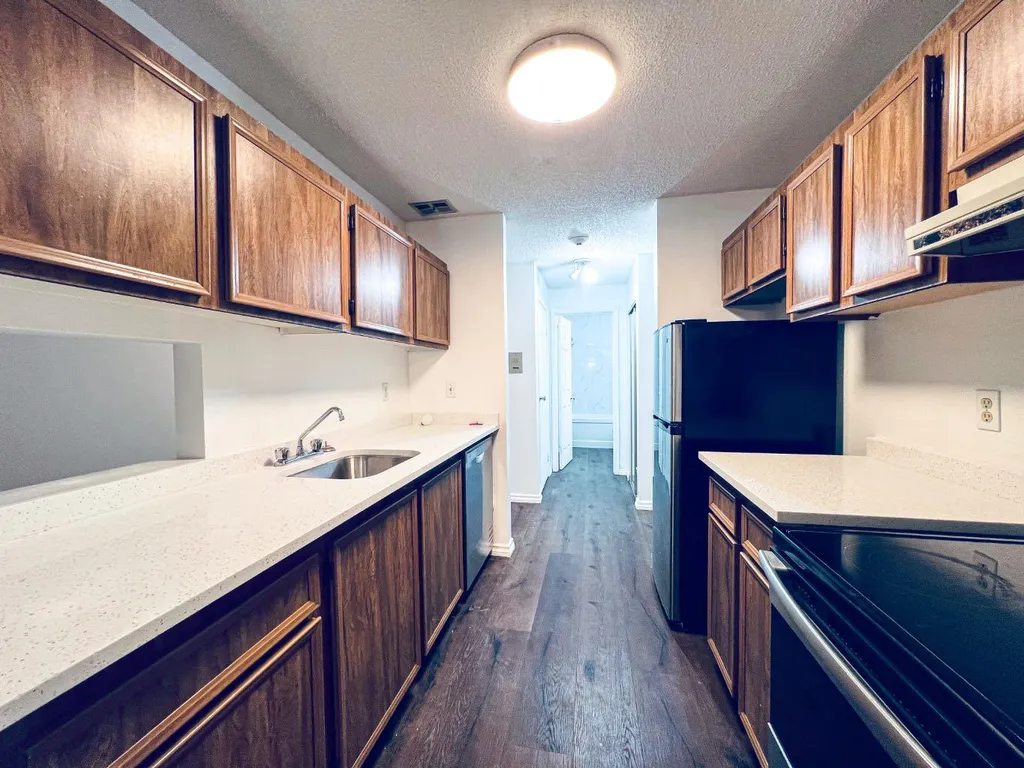 550 Westwood Drive SW Calgary AB T3E 3V6