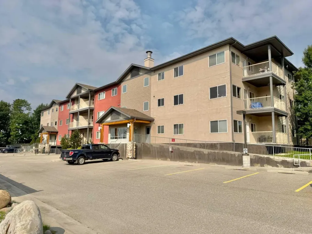 109 Seabolt Drive Hinton AB T7V1K2