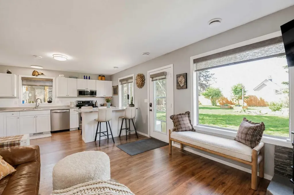 9920 98 Street Sexsmith AB T0H 3C0
