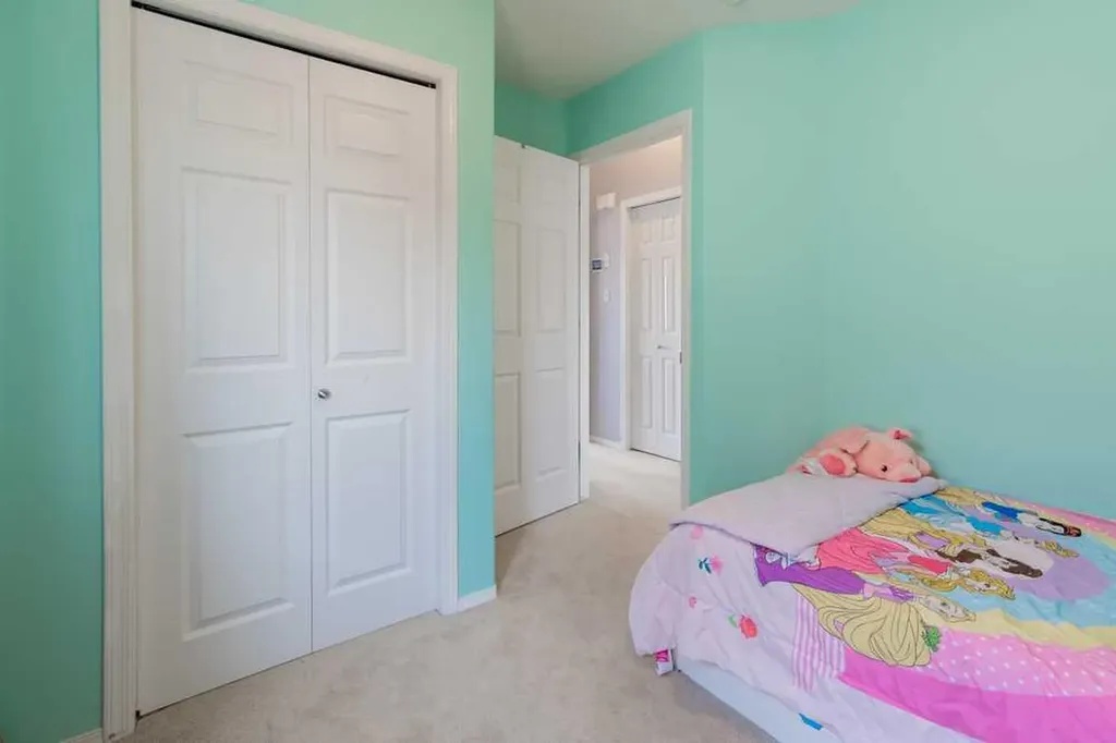 48 Blackfoot Court W Lethbridge AB T1K 7P5