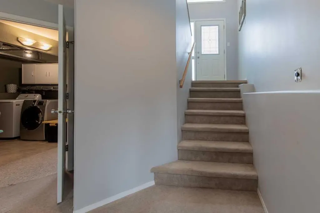 48 Blackfoot Court W Lethbridge AB T1K 7P5